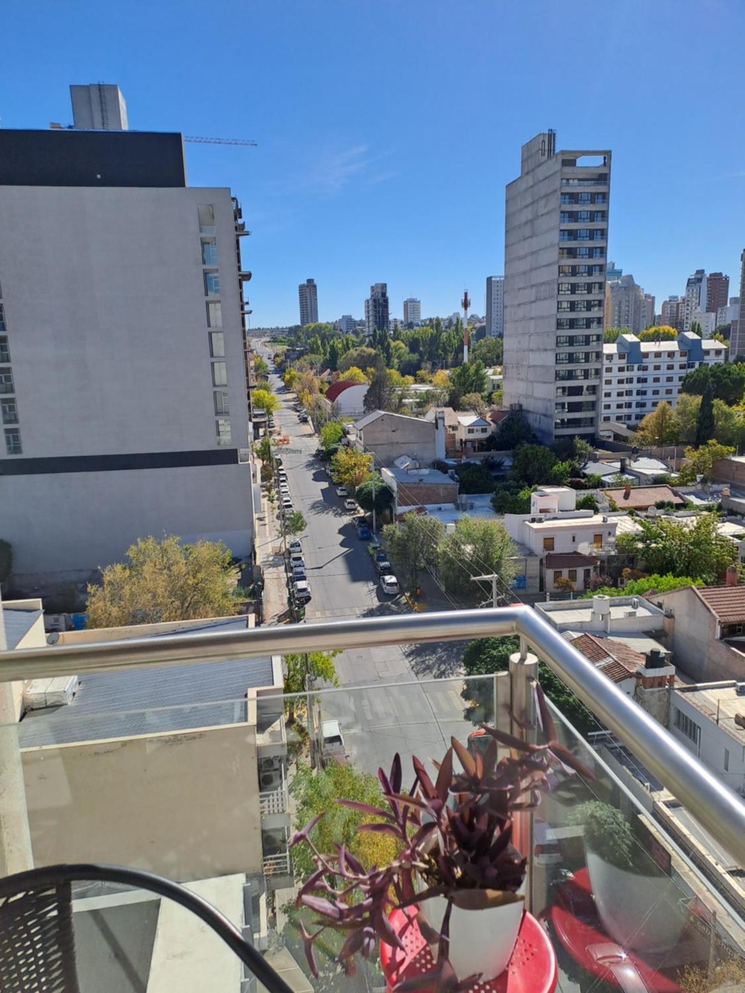 Apartamento Comodo Monoambiente Con Balcon En Salta 246 *